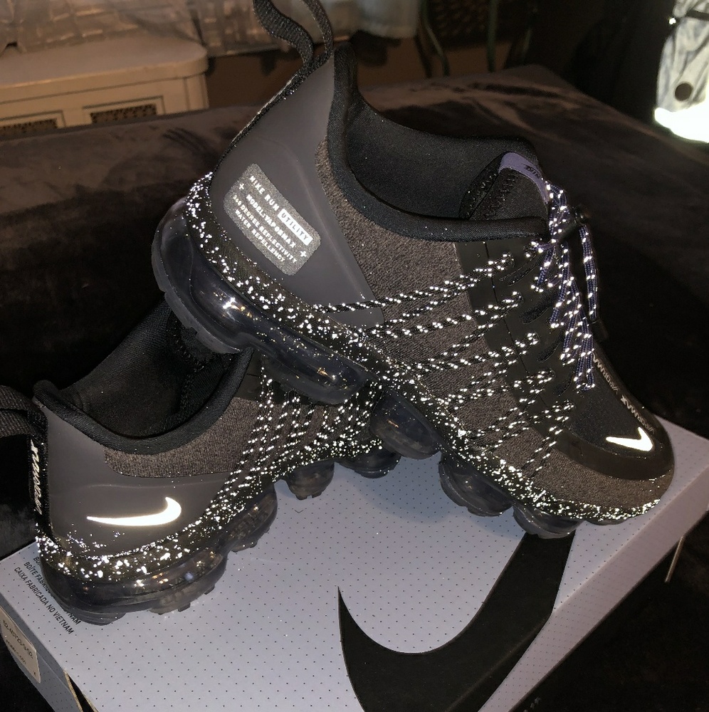 **SOLD** VAPORMAX RUN UTLTY - Picture 4 of 8